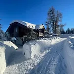 Maris Berghuette Gerlitzen 1720m * בודנסדורף