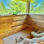 Maris Berghuette Gerlitzen 1720m