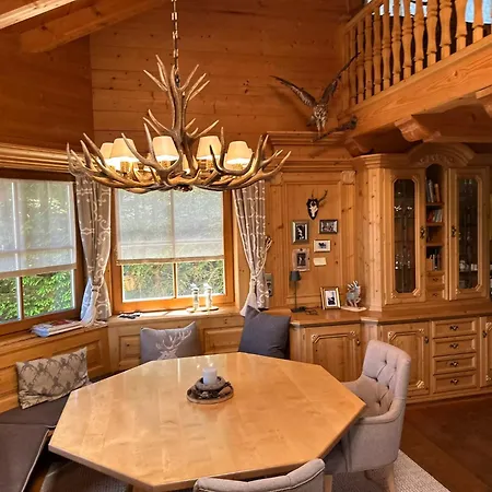 Dom wakacyjny Maris Berghuette Gerlitzen 1720m *